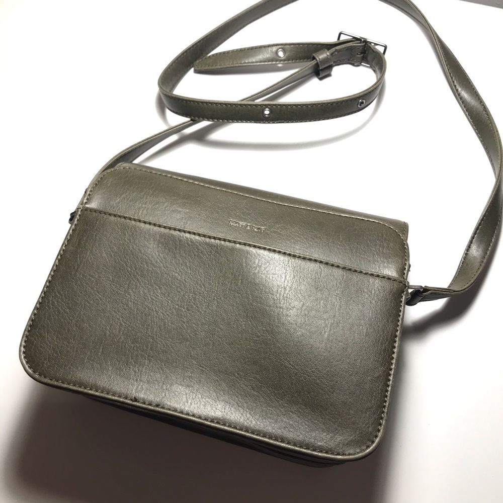 Matt & Nat Olive Green Crossbody bag